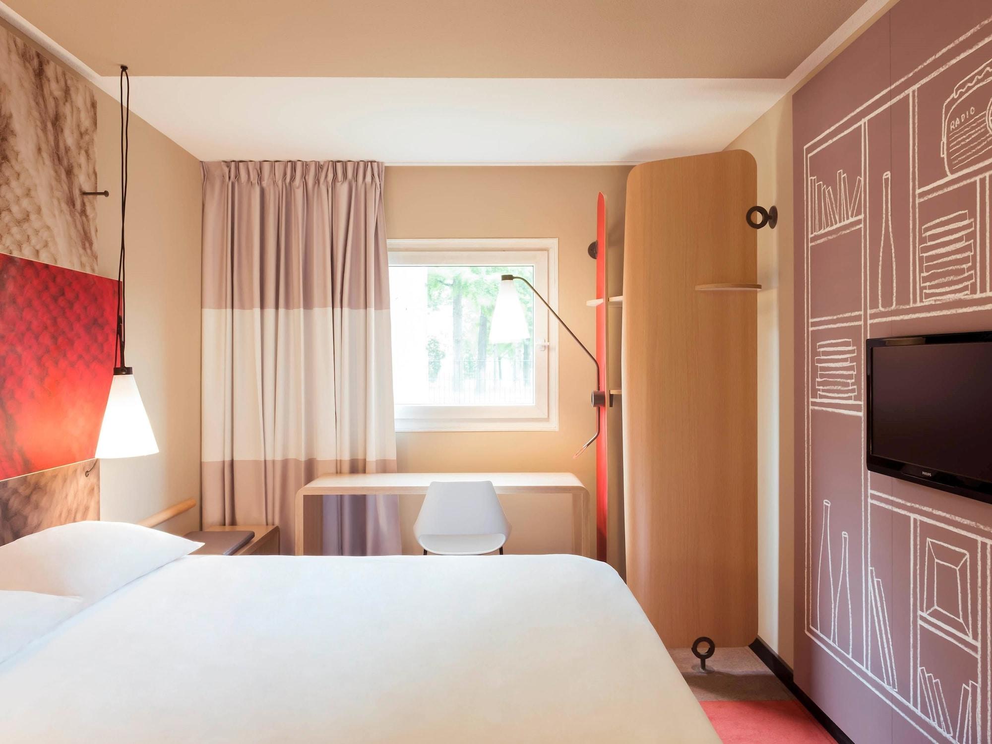 Hotel Ibis Coimbra Centro Экстерьер фото