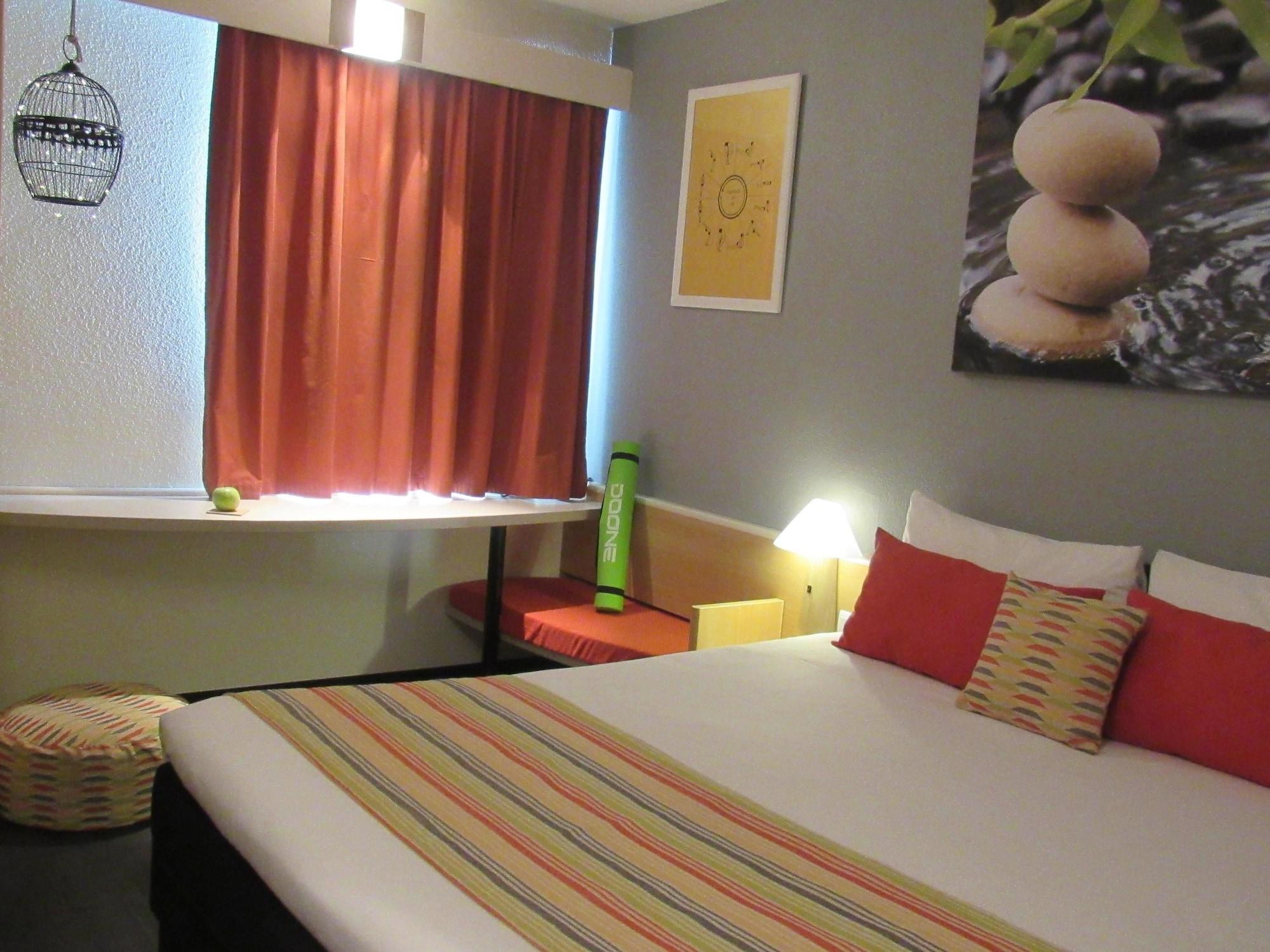 Hotel Ibis Coimbra Centro Экстерьер фото