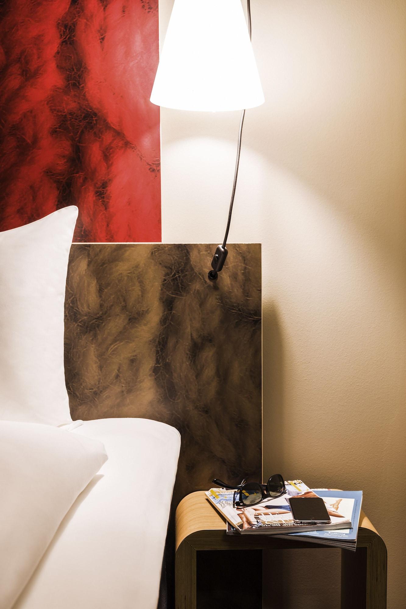 Hotel Ibis Coimbra Centro Экстерьер фото