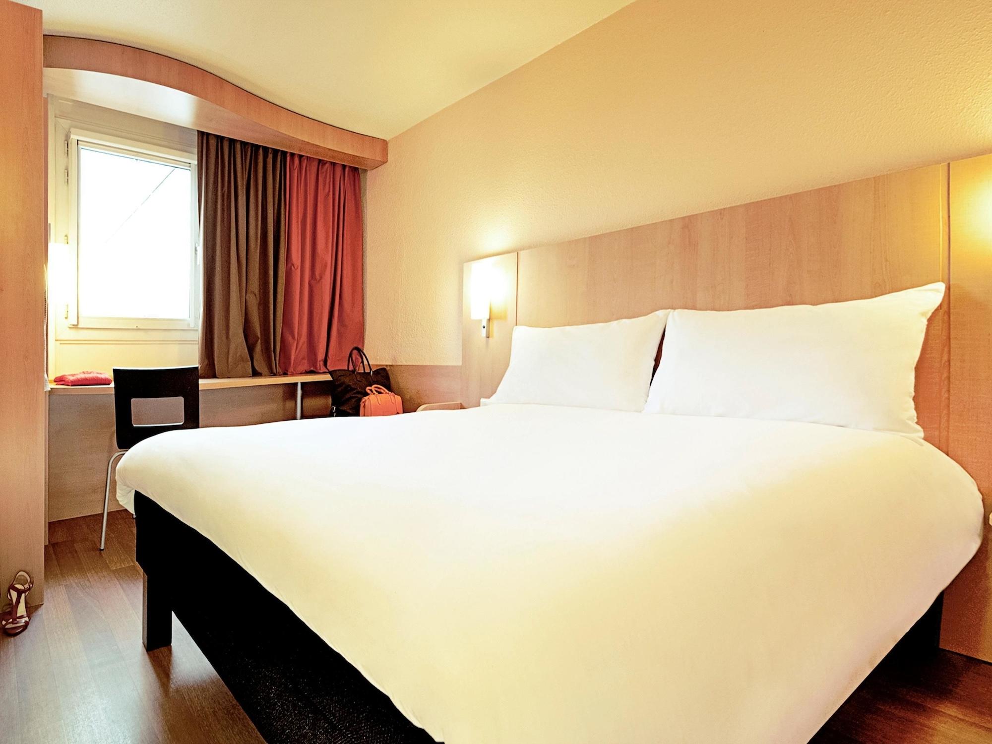 Hotel Ibis Coimbra Centro Экстерьер фото