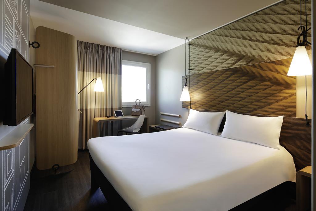 Hotel Ibis Coimbra Centro Экстерьер фото