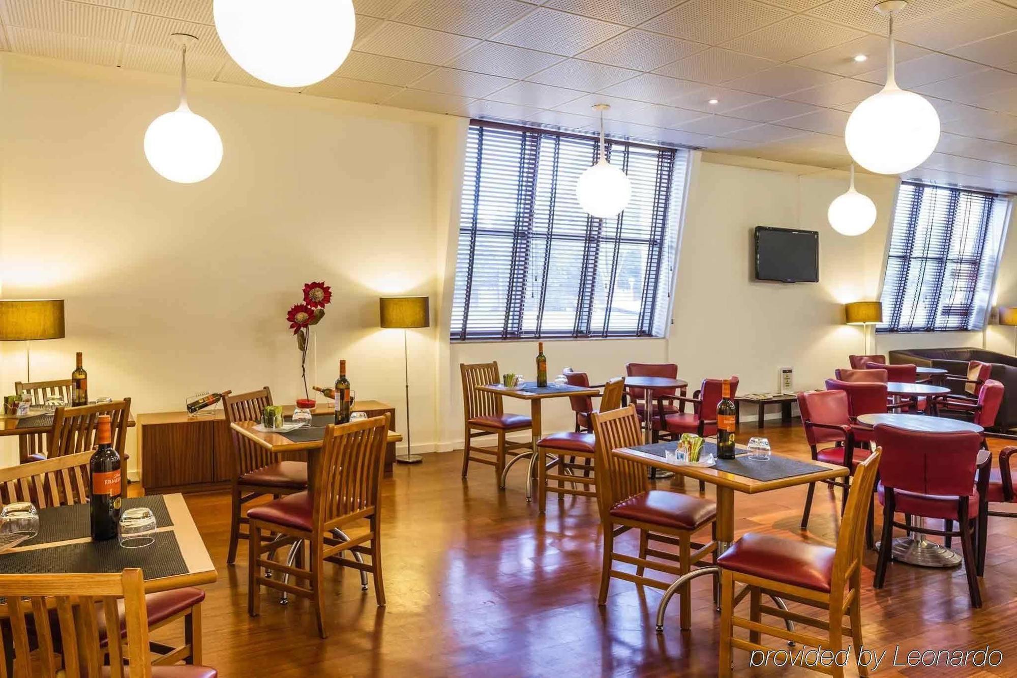 Hotel Ibis Coimbra Centro Экстерьер фото